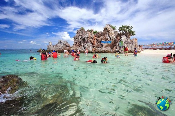 Private Charter Speedboat to PhiPhi Island & Bamboo or Khai Island - 20 Passenger