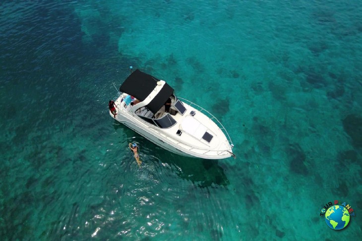 Private Charter Speedboat to Phang Nga & Rang or Naka Island - 20 Passenger