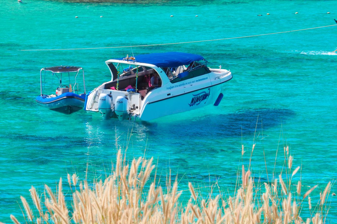 Private Charter Speedboat to Racha or Maithon or Khai Island - 11-20 Passenger / 2 Engines